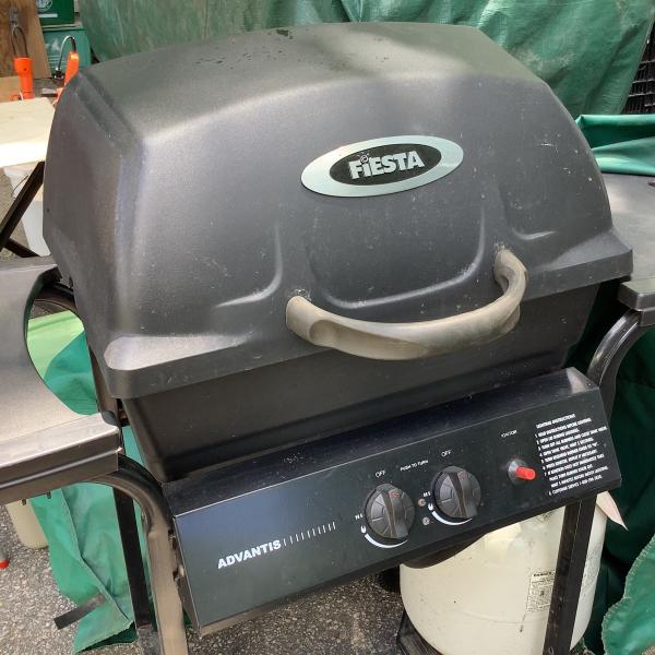 Photo of Fiesta Grill w/cover and tank (used)