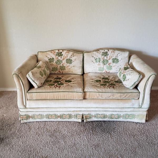 Photo of love seat (small sofa)