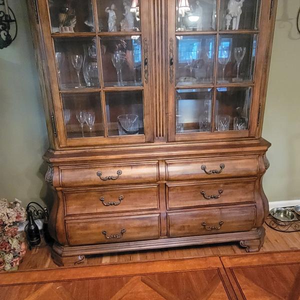 Photo of Ethan Allen Dining Room 2 Piece Hutch