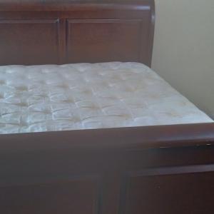 Photo of Full Size Bed