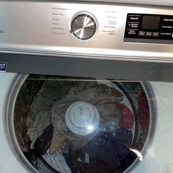 Photo of Maytag top loading clothes washer