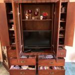 Armoire hutch cabinet 