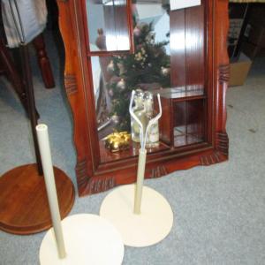 Photo of Mirrored Curio Frame/Doll Stands