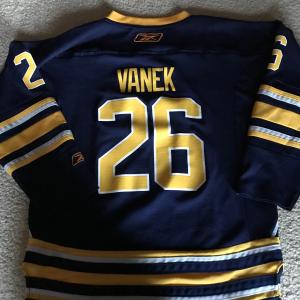 Photo of NHL Reebok Sabres Jersey Vanek #26 - Size Youth L-XL 
