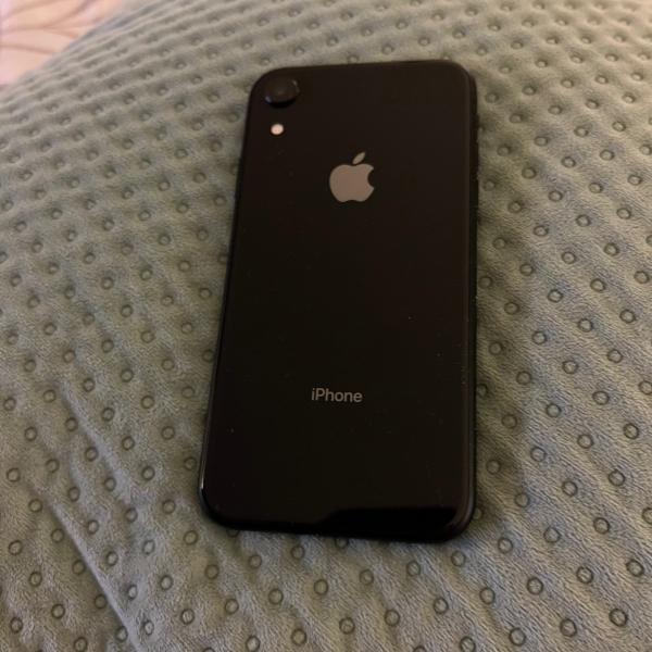 Photo of iPhone XR 64 gb 