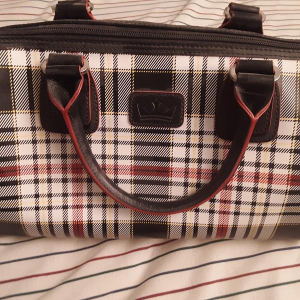 Photo of Dooney & Bourke Burberry purse with matching accesories