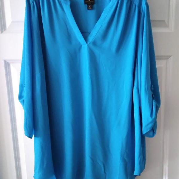 Photo of Turquoise Blouse - size 3x