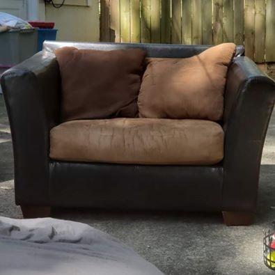 Photo of Free oversized chair (no back cushions)