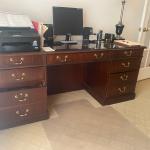 Heavy office desk. Top quality! Make offer