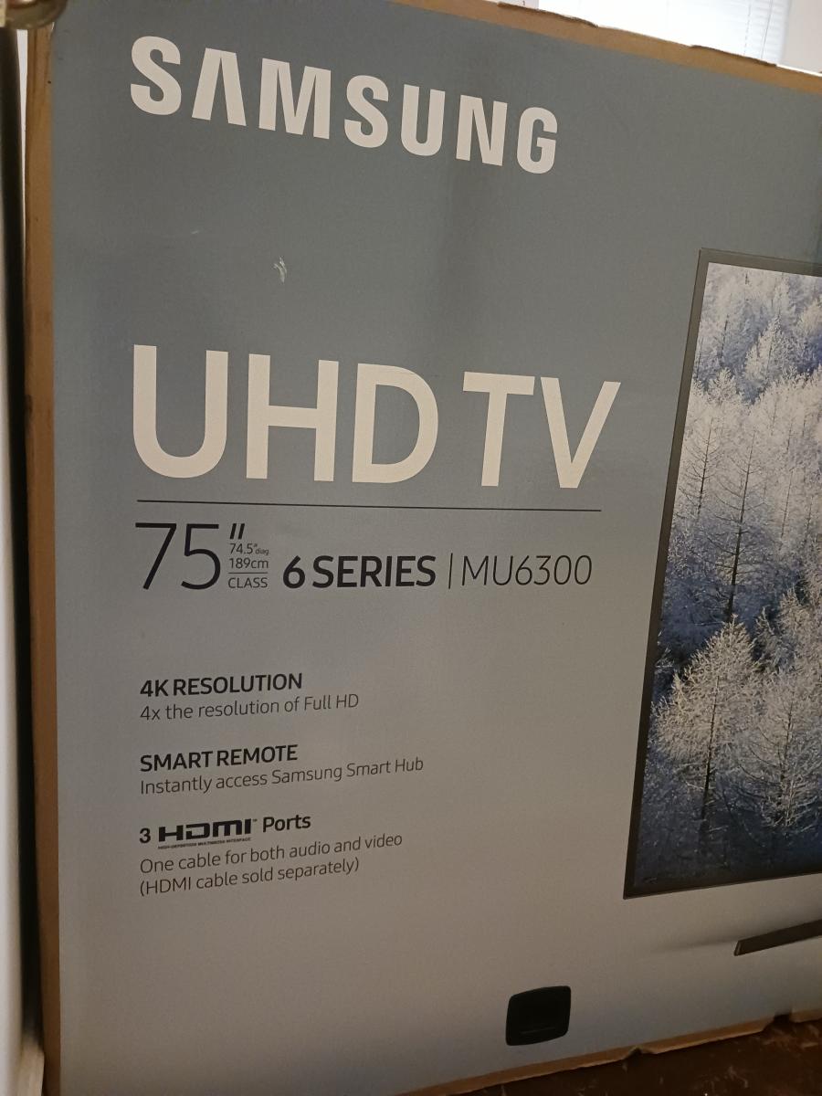 Photo 3 of Samsung 75 inch with original box