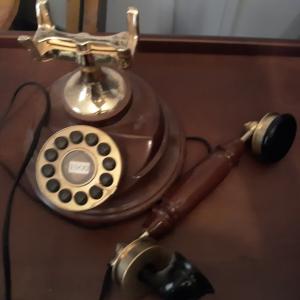 Photo of Vintage look rotary phone