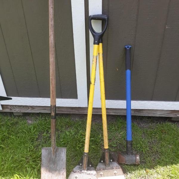 Photo of Three Roofing Spades and a sledgehammer