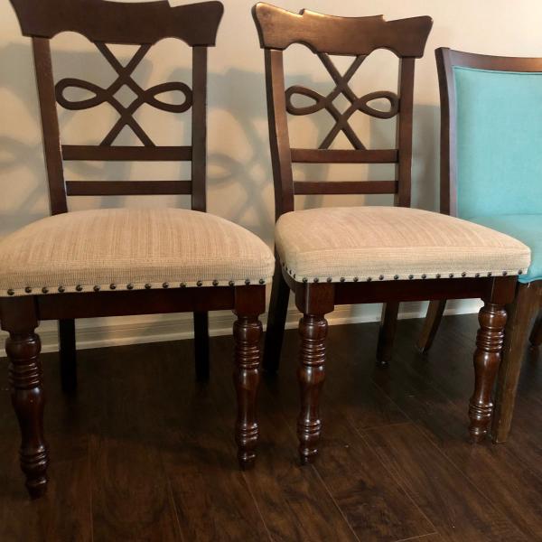 Photo of 4 Dinning Chairs