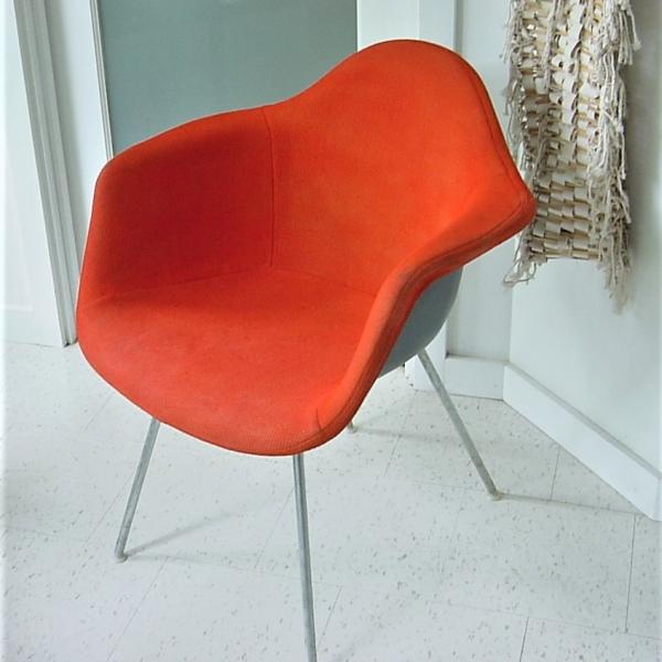 Photo of ORIGINAL MCM Eames/Herman Miller Upholstered Fiberglass Chair
