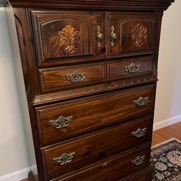 Photo of Entire bedroom set for sale