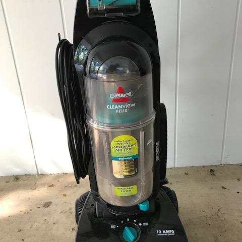Photo of Bissell Vacuum Cleaner