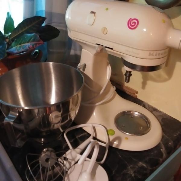 Photo of Kitchen aid mixer