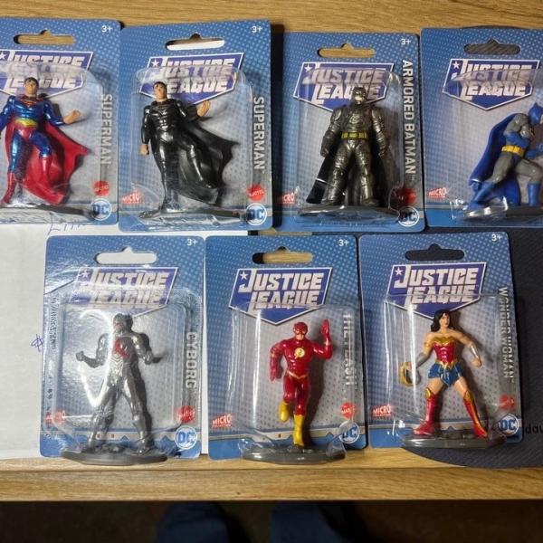 Photo of DC Justice League Micro Collection Lot of 7 Figures~Cyborg/Flash/Batman