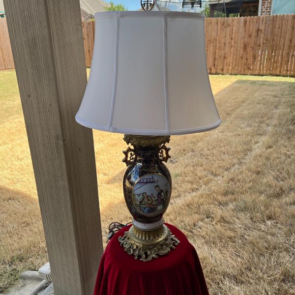 Photo of Porcelain with Ornate Metal Painted Asian Lamp
