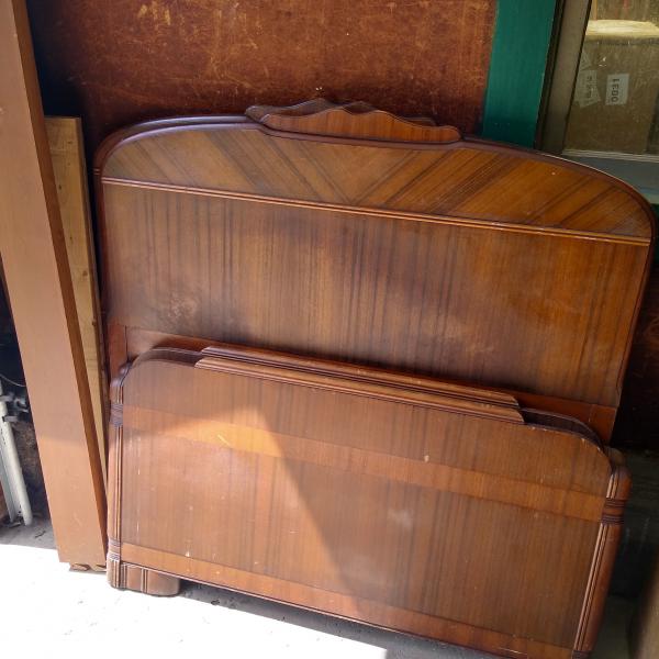 Photo of Antique twin beds