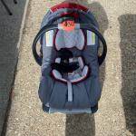 Chicco Keyfit 30 Infant Car seat and Base