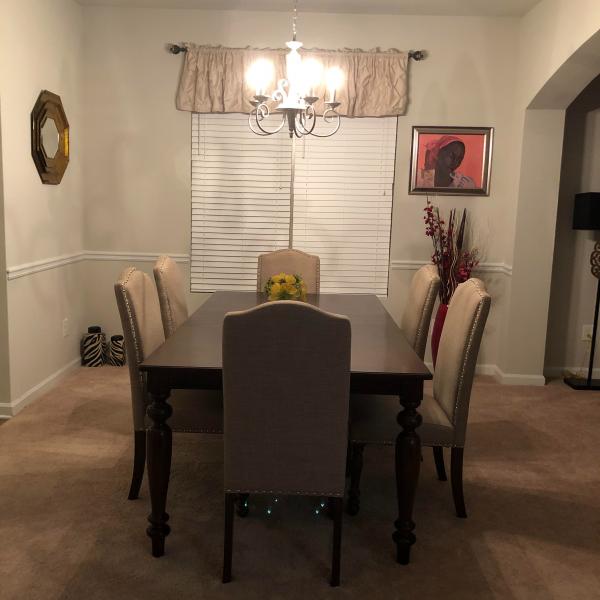 Photo of Modern Dining Room Set with 6 Chairs and Extended Table Leaf