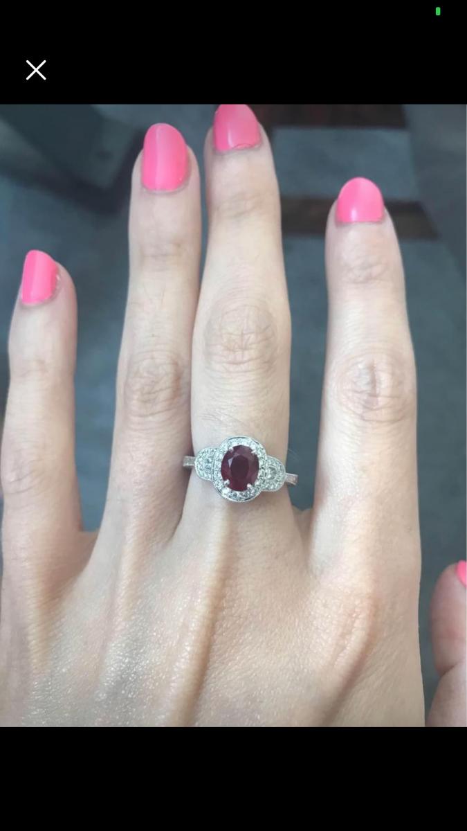 Photo 2 of 1 carat ruby in 18k with 36 diamonds 