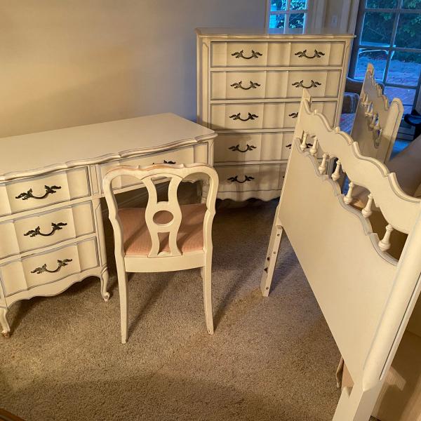 Photo of 5-piece early 1960's French Provincial Girl's Bedroom Set