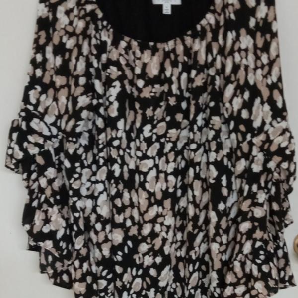 Photo of Buy Now-Over 100 nice clothes/items are new or like new