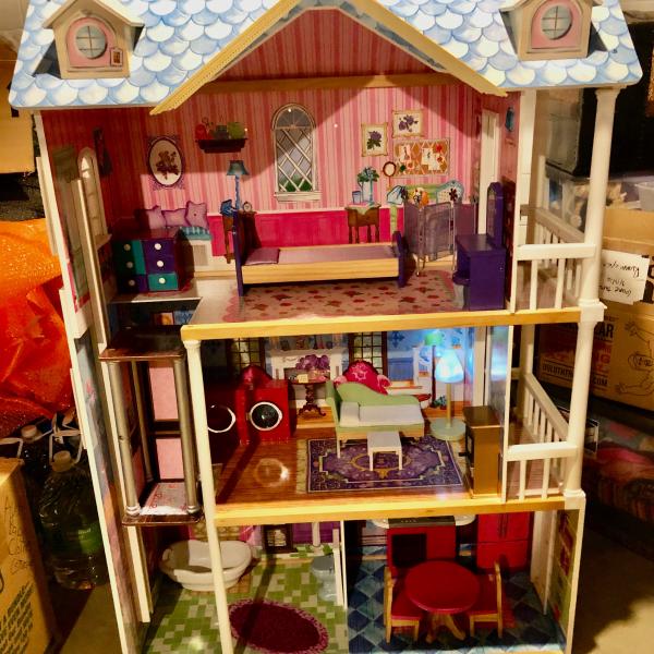 KidKraft Doll House snaplist