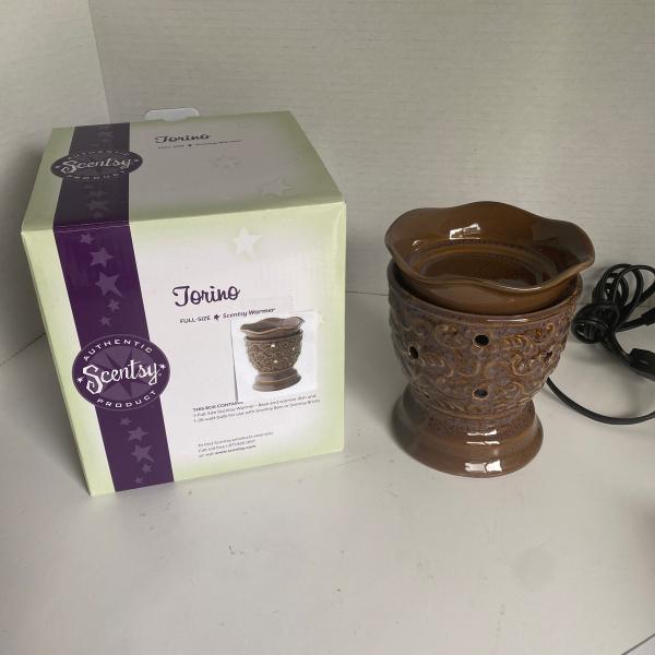 Photo of Brand new Scentsy warmer with box
