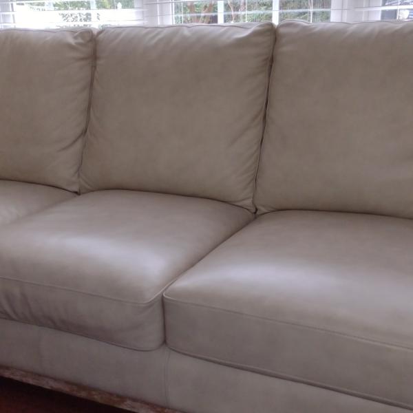 Photo of Leather sofa -excellent Condition
