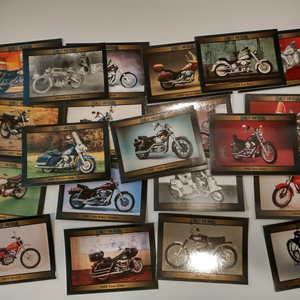 Photo of Harley Davidson motorcycle cards