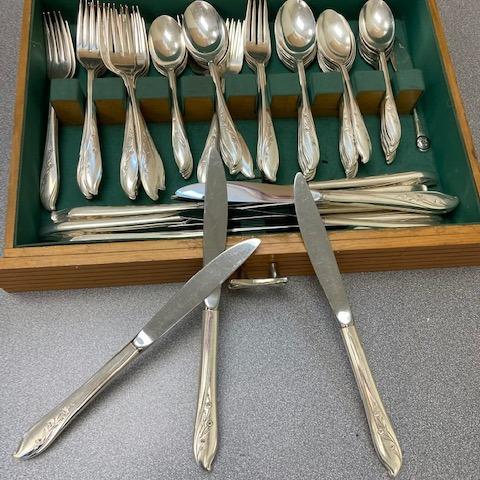 Photo of Set of silverplate tableware