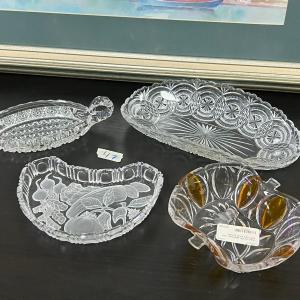 Photo of Crystals Bowls and mini Trays