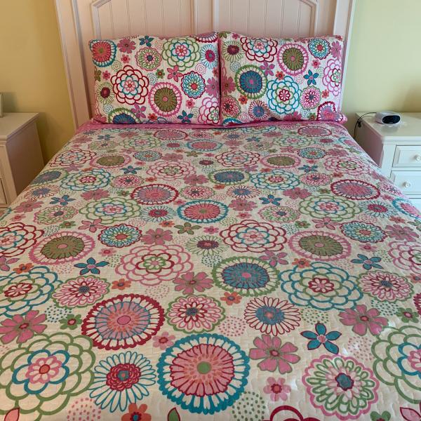Photo of Cozy Line Mariah quilt floral reversible full size quilt & 2 shams