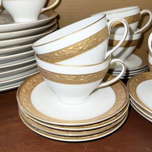 Photo of Lot DDA Vintage Gorham Dinner Ware Adelphi Pattern Plates Cups Saucers 31pcs