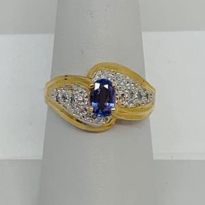 Photo of LOT 117: 14K Gold Ring - Tanzanite & Diamonds - Size 7.5 - 3.35 gtw