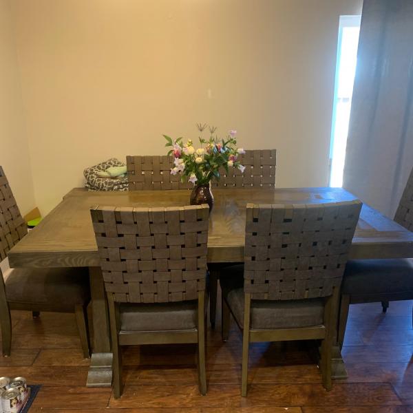 Photo of Luxury dining table with 6 chairs 