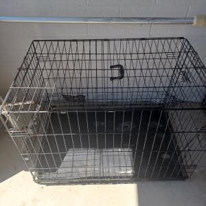 Photo of 35 inch dog kennel