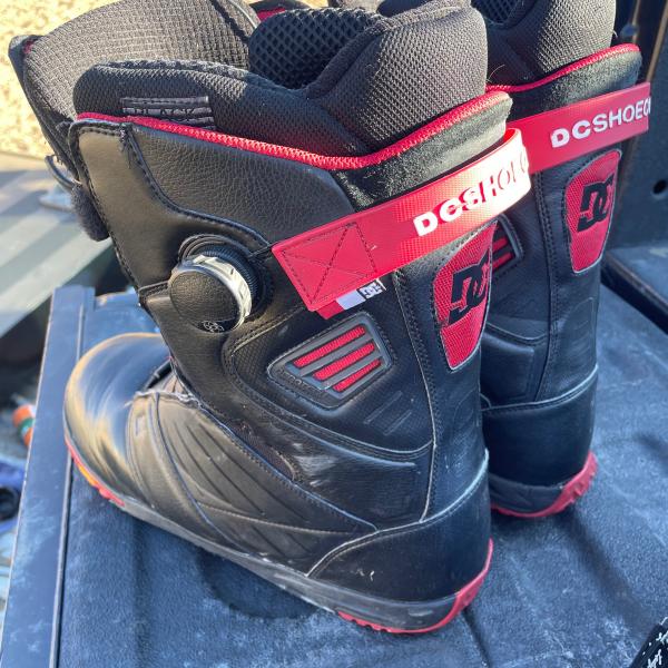Photo of DC Shoes snowboarding boots