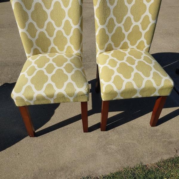 Photo of 2 chairs