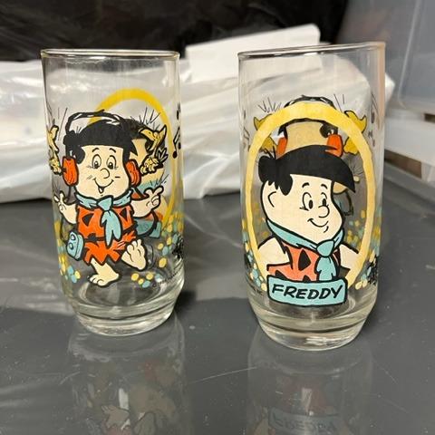 Photo of Flintstone glass set-Freddy