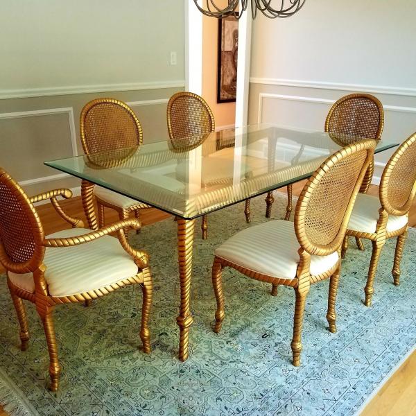 Photo of Dining Room Set (Table & 6 Chairs) French Country