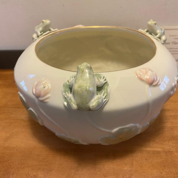 Photo of Lenox Floral Frog Bowl