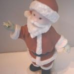 Golden Memories Santa Figurine from the Lladro Family of products