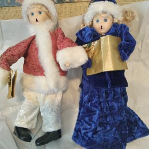 Photo of Christmas Caroler Dolls