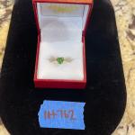 14kt gold ring green heart shaped stone