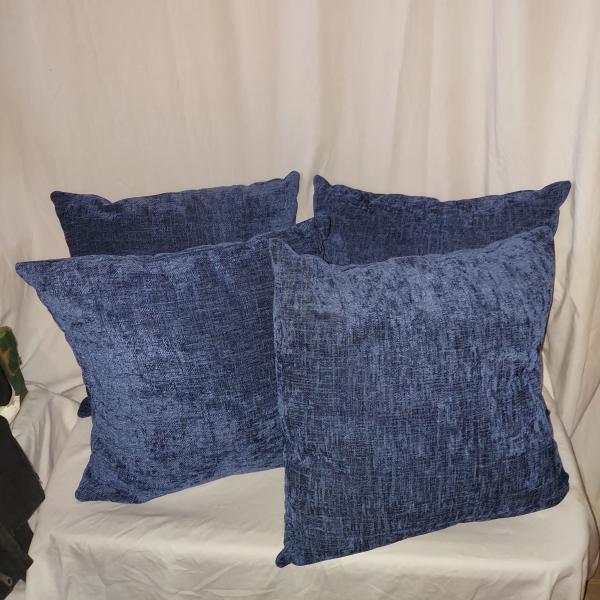 Photo of Pillow set
