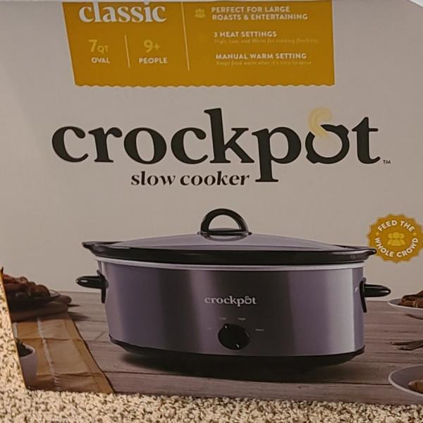 Photo of Large crock pot